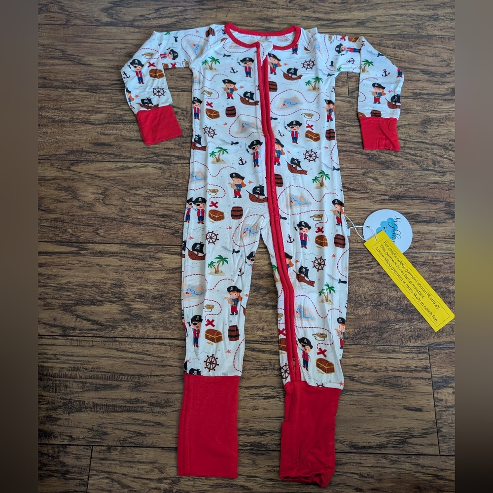 NWT Bamboo Pirate Print 2 Way Zip Convertible‎ Footie Pajama